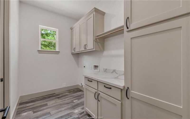 2512 Yorkshire Trail, Franklin, TX 77856, 4 Bedrooms Bedrooms, ,2 BathroomsBathrooms,Residential,For Sale,2512 Yorkshire Trail,25002115