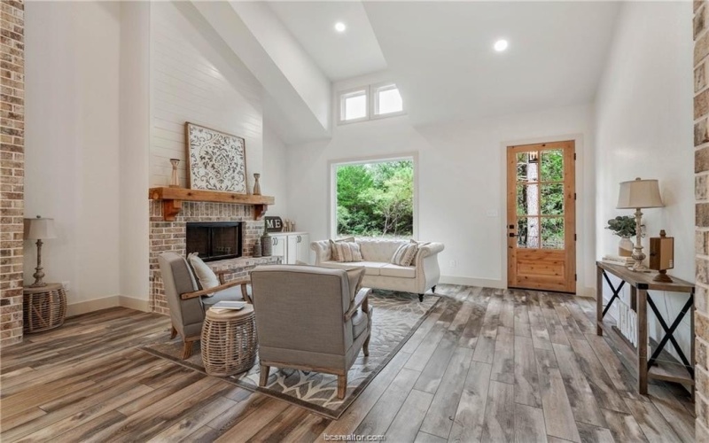 2512 Yorkshire Trail, Franklin, TX 77856, 4 Bedrooms Bedrooms, ,2 BathroomsBathrooms,Residential,For Sale,2512 Yorkshire Trail,25002115