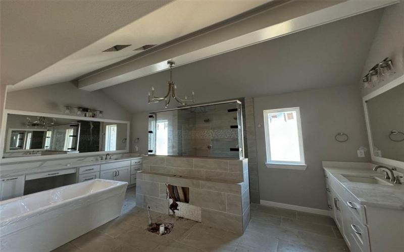 1060 Uplift Drive, Weatherford, TX 76087, 4 Bedrooms Bedrooms, ,3 BathroomsBathrooms,Residential,For Sale,1060 Uplift Drive,20930247