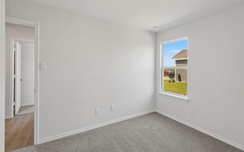 1005 Newport Drive, Ferris, TX 75125, 4 Bedrooms Bedrooms, ,2 BathroomsBathrooms,Residential,For Sale,1005 Newport Drive,20964871