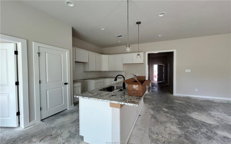 2814 Messenger Way, Bryan, TX 77802, 3 Bedrooms Bedrooms, ,2 BathroomsBathrooms,Residential,For Sale,2814 Messenger Way,25002256