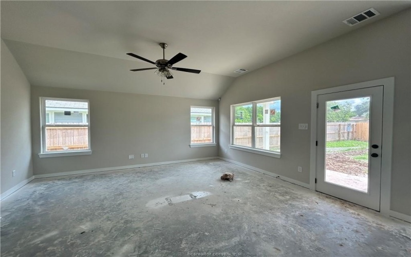 2814 Messenger Way, Bryan, TX 77802, 3 Bedrooms Bedrooms, ,2 BathroomsBathrooms,Residential,For Sale,2814 Messenger Way,25002256