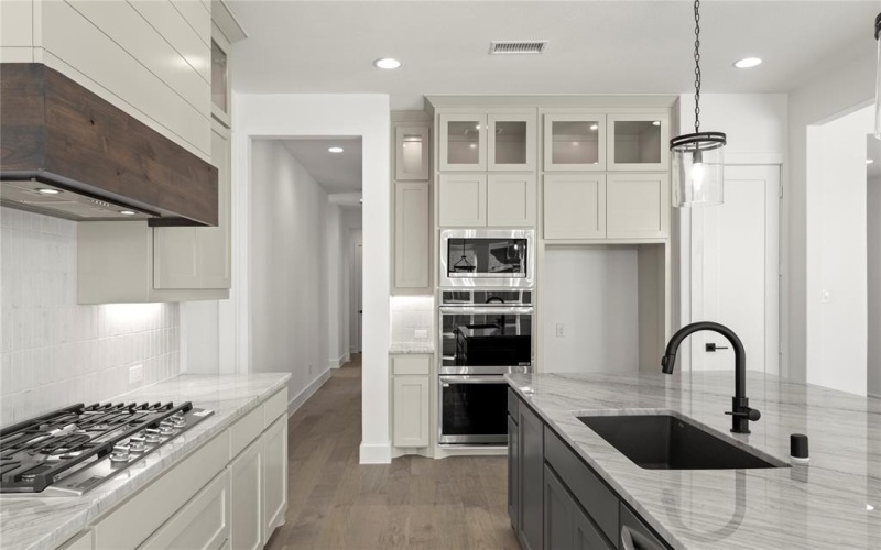 16322 Old Westbury Lane, Frisco, TX 75033, 4 Habitaciones Habitaciones , ,5 BañosBaños,Residential,En Venta,16322 Old Westbury Lane,20965147