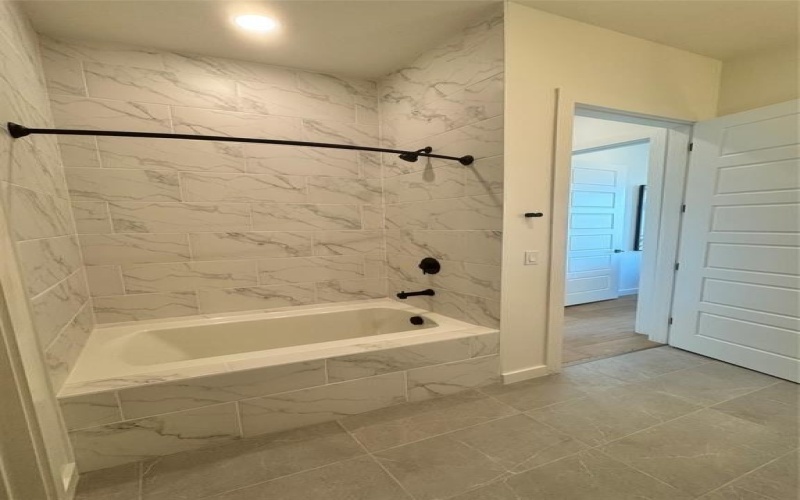 2620 Maple Avenue #617, Dallas, TX 75201, 2 Bedrooms Bedrooms, ,2 BathroomsBathrooms,Residential Lease,For Rent,2620 Maple Avenue,20965276