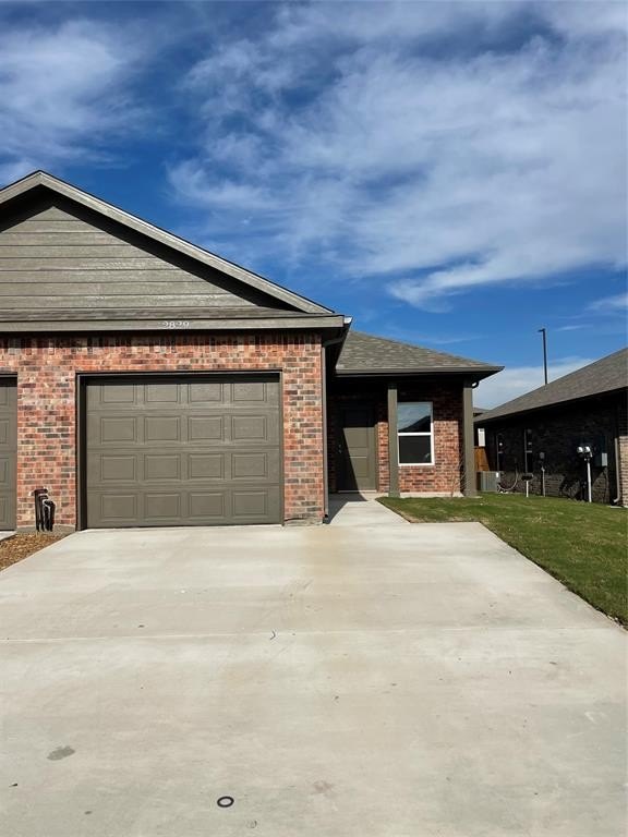 2829 Peony Drive, Sherman, TX 75092, 3 Bedrooms Bedrooms, ,2 BathroomsBathrooms,Residential Lease,For Rent,2829 Peony Drive,20965401
