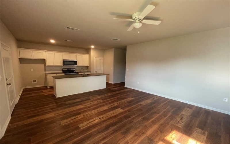 2829 Peony Drive, Sherman, TX 75092, 3 Bedrooms Bedrooms, ,2 BathroomsBathrooms,Residential Lease,For Rent,2829 Peony Drive,20965401