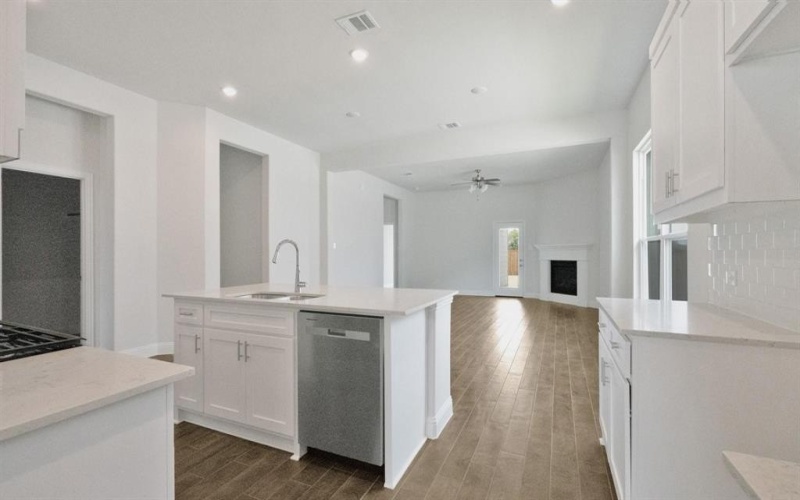 505 Parrino Parkway, Princeton, TX 75407, 4 Bedrooms Bedrooms, ,2 BathroomsBathrooms,Residential Lease,For Rent,505 Parrino Parkway,20965578