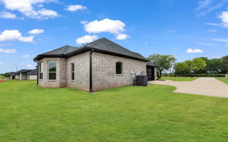971 County Road 1304, Bridgeport, TX 76426, 4 Habitaciones Habitaciones , ,2 BañosBaños,Residential,En Venta,971 County Road 1304,20965688