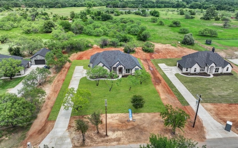 971 County Road 1304, Bridgeport, TX 76426, 4 Habitaciones Habitaciones , ,2 BañosBaños,Residential,En Venta,971 County Road 1304,20965688