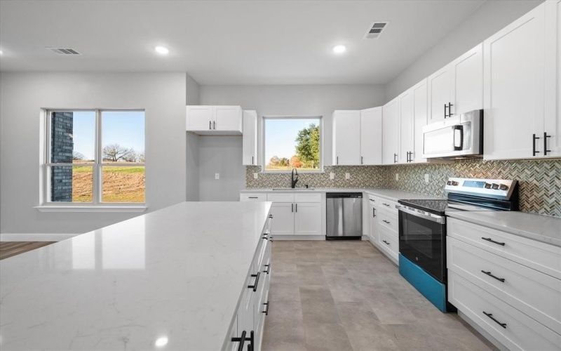 738 SE County Road 3122, Corsicana, TX 75109, 4 Bedrooms Bedrooms, ,2 BathroomsBathrooms,Residential,For Sale,738 SE County Road 3122,20965781