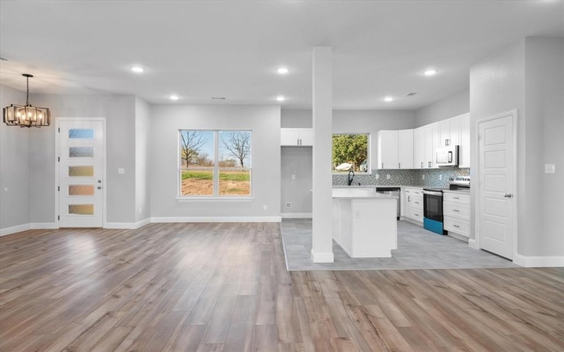 738 SE County Road 3122, Corsicana, TX 75109, 4 Bedrooms Bedrooms, ,2 BathroomsBathrooms,Residential,For Sale,738 SE County Road 3122,20965781