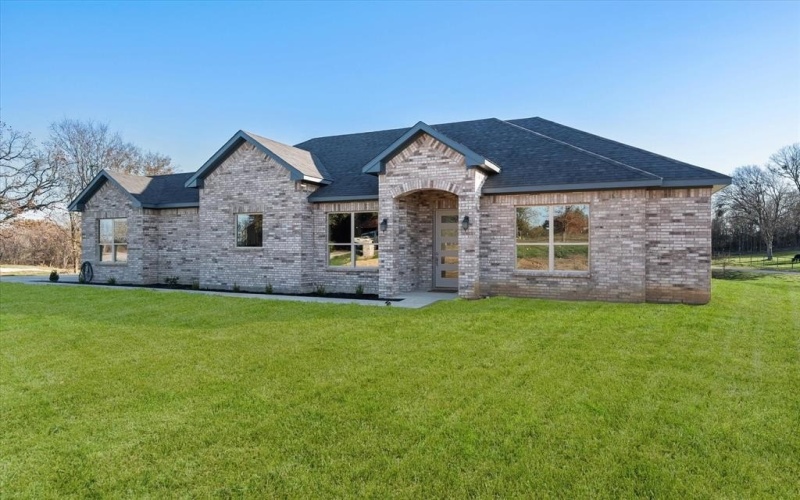 738 SE County Road 3122, Corsicana, TX 75109, 4 Bedrooms Bedrooms, ,2 BathroomsBathrooms,Residential,For Sale,738 SE County Road 3122,20965781