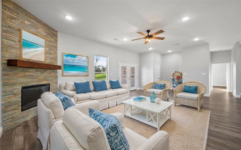 738 SE County Road 3122, Corsicana, TX 75109, 4 Bedrooms Bedrooms, ,2 BathroomsBathrooms,Residential,For Sale,738 SE County Road 3122,20965781