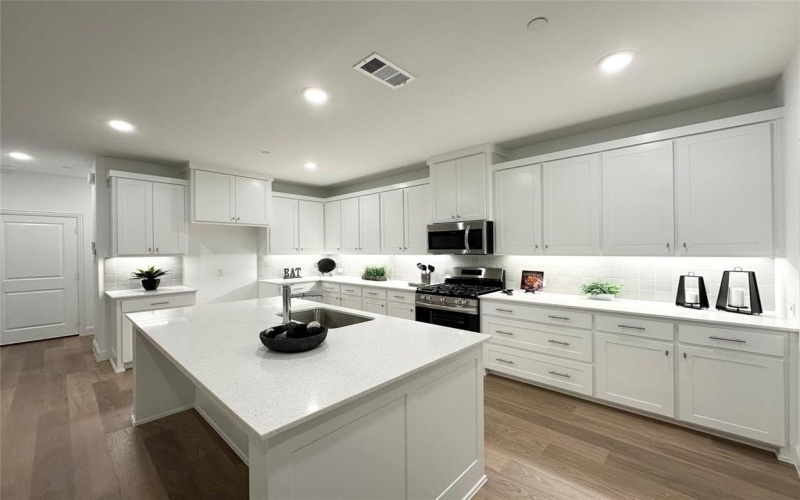 4737 Spinner Street, McKinney, TX 75071, 3 Bedrooms Bedrooms, ,2 BathroomsBathrooms,Residential Lease,For Rent,4737 Spinner Street,20957263