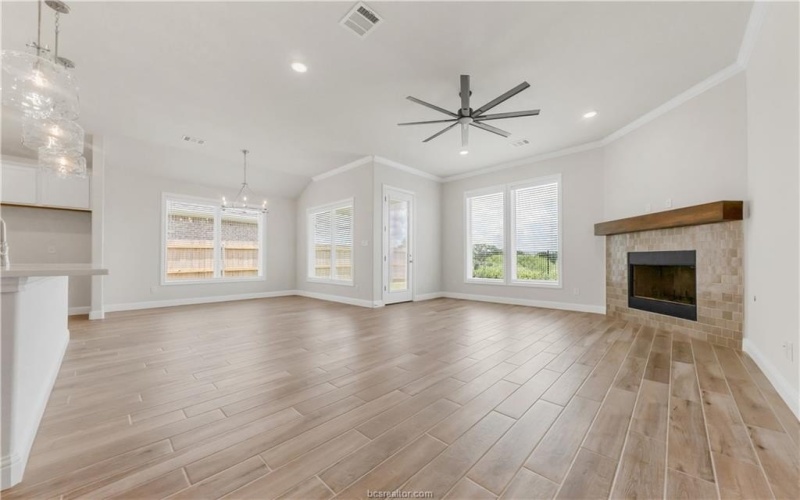 4707 Coral River Road, College Station, TX 77845, 4 Bedrooms Bedrooms, ,3 BathroomsBathrooms,Residential,For Sale,4707 Coral River Road,25003168