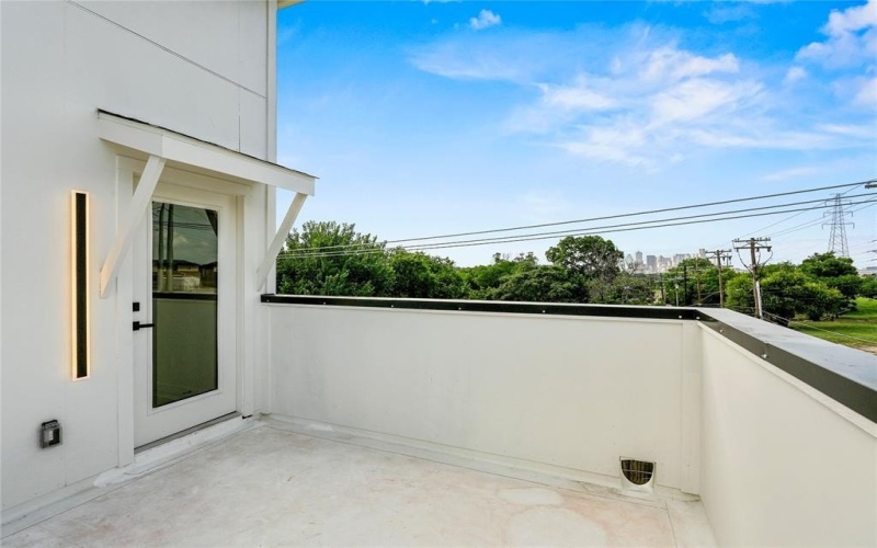 601 S Moore Street, Dallas, TX 75203, 3 Bedrooms Bedrooms, ,2 BathroomsBathrooms,Residential,For Sale,601 S Moore Street,20964623