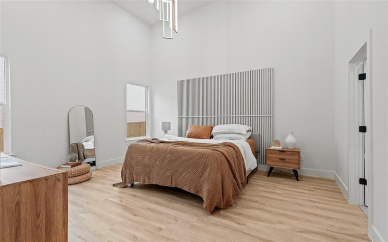 603 S Moore Street, Dallas, TX 75203, 4 Bedrooms Bedrooms, ,2 BathroomsBathrooms,Residential,For Sale,603 S Moore Street,20964631