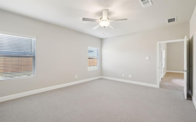 342 Iris Road, Lavon, TX 75166, 5 Habitaciones Habitaciones , ,3 BañosBaños,Residential,En Venta,342 Iris Road,20964668