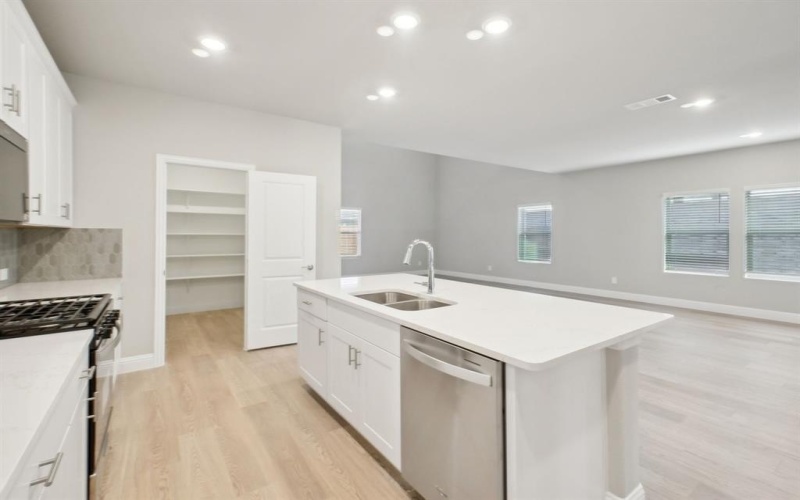 342 Iris Road, Lavon, TX 75166, 5 Habitaciones Habitaciones , ,3 BañosBaños,Residential,En Venta,342 Iris Road,20964668