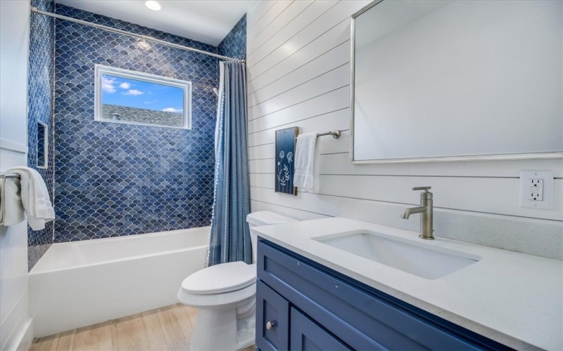 1905 Eskridge Road, Port Aransas, TX 78373, 4 Bedrooms Bedrooms, ,5 BathroomsBathrooms,Residential,For Sale,1905 Eskridge Road,460415