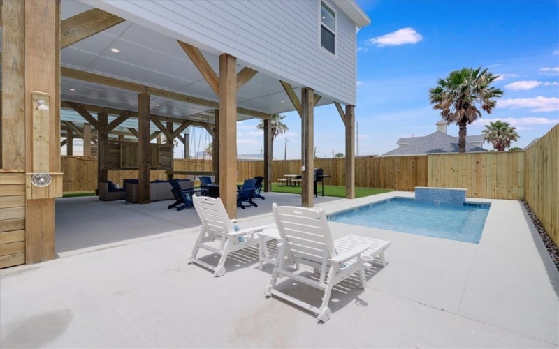 1905 Eskridge Road, Port Aransas, TX 78373, 4 Bedrooms Bedrooms, ,5 BathroomsBathrooms,Residential,For Sale,1905 Eskridge Road,460415