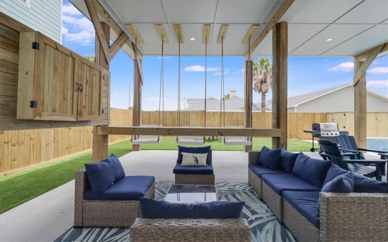 1905 Eskridge Road, Port Aransas, TX 78373, 4 Bedrooms Bedrooms, ,5 BathroomsBathrooms,Residential,For Sale,1905 Eskridge Road,460415
