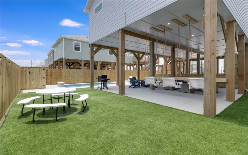 1905 Eskridge Road, Port Aransas, TX 78373, 4 Bedrooms Bedrooms, ,5 BathroomsBathrooms,Residential,For Sale,1905 Eskridge Road,460415
