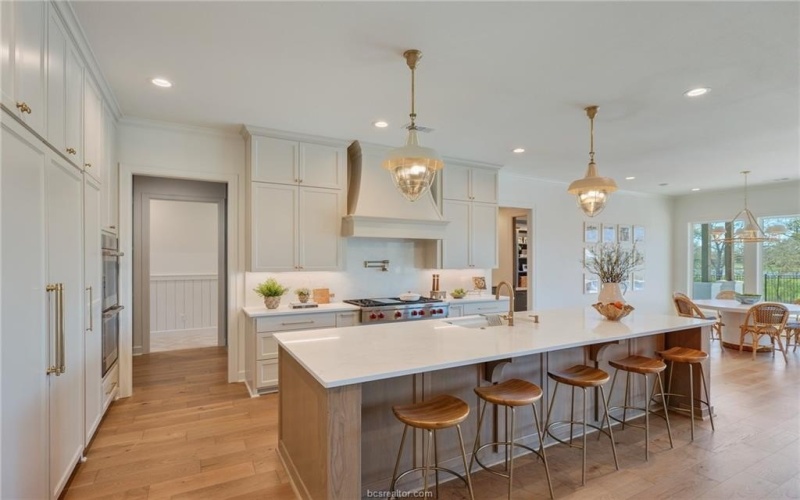 2369 Storyteller Court, College Station, TX 77845, 6 Bedrooms Bedrooms, ,7 BathroomsBathrooms,Residential,For Sale,2369 Storyteller Court,25003604