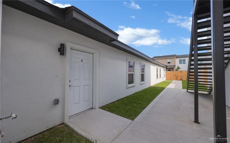 2000 E 1st Street #1, Mission, TX 78572, 3 Bedrooms Bedrooms, ,2 BathroomsBathrooms,Residential Lease,For Rent,2000 E 1st Street,473251