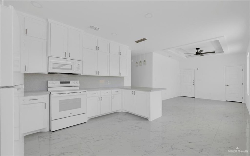2000 E 1st Street #1, Mission, TX 78572, 3 Bedrooms Bedrooms, ,2 BathroomsBathrooms,Residential Lease,For Rent,2000 E 1st Street,473251
