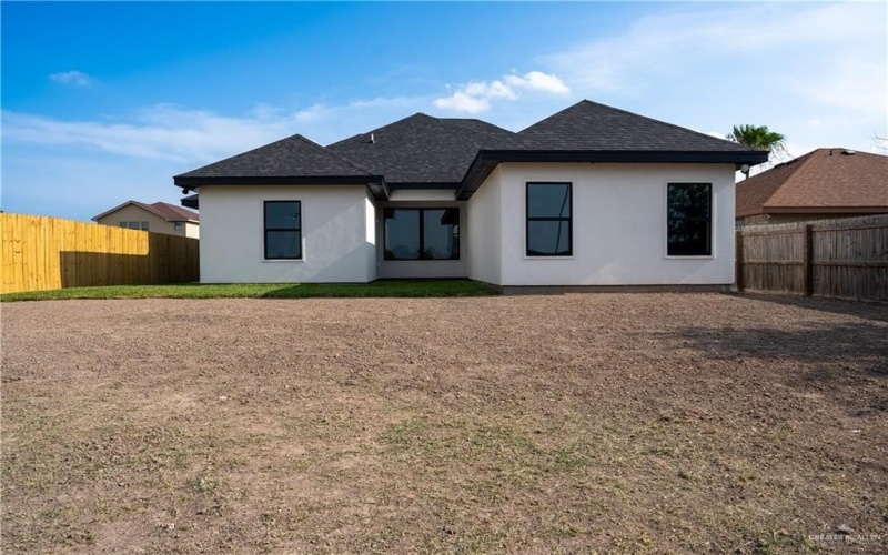 800 W Ruisenor Avenue, Pharr, TX 78577, 3 Bedrooms Bedrooms, ,2 BathroomsBathrooms,Residential,For Sale,800 W Ruisenor Avenue,473394