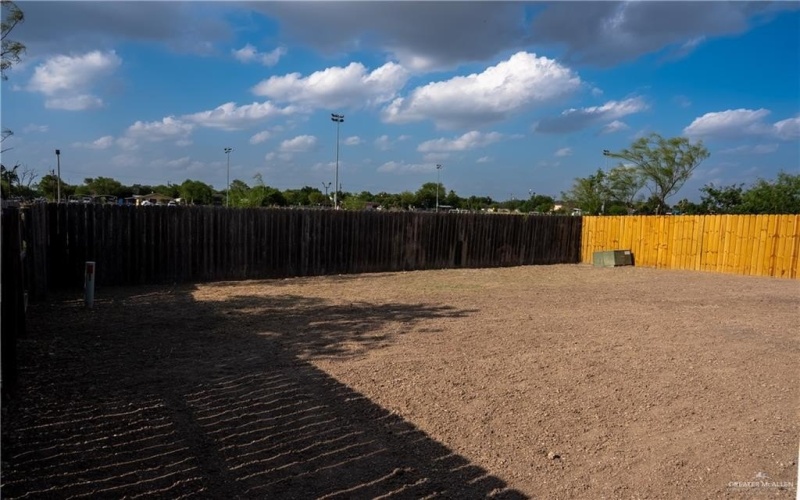 800 W Ruisenor Avenue, Pharr, TX 78577, 3 Bedrooms Bedrooms, ,2 BathroomsBathrooms,Residential,For Sale,800 W Ruisenor Avenue,473394