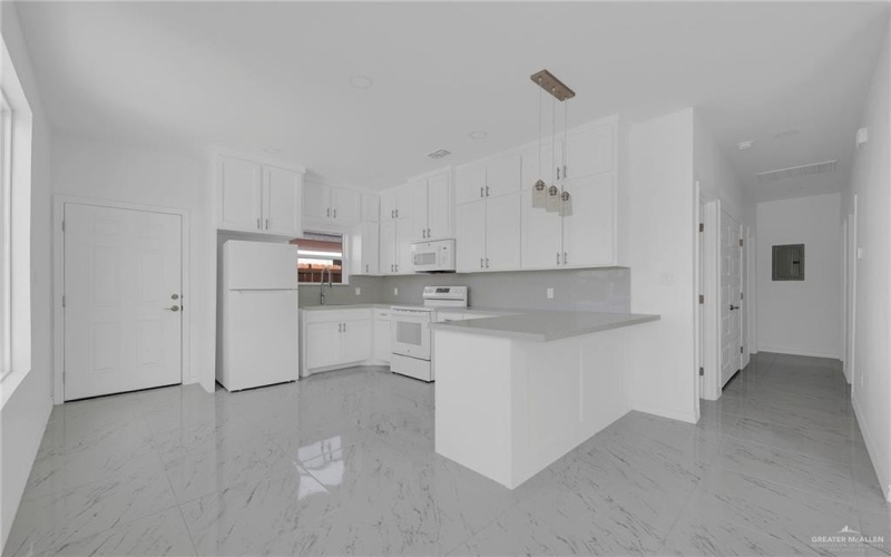 2000 E 1st Street #3, Mission, TX 78572, 3 Bedrooms Bedrooms, ,2 BathroomsBathrooms,Residential Lease,For Rent,2000 E 1st Street,473493