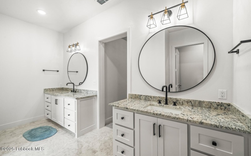 2627 Ward Road, Justiceburg, TX 79330, 5 Habitaciones Habitaciones , ,3 BañosBaños,Residential,En Venta,2627 Ward Road,202556132