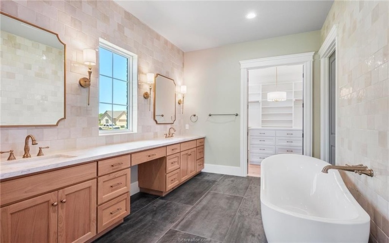 4724 Concordia Drive, Bryan, TX 77802, 4 Bedrooms Bedrooms, ,5 BathroomsBathrooms,Residential,For Sale,4724 Concordia Drive,25003692