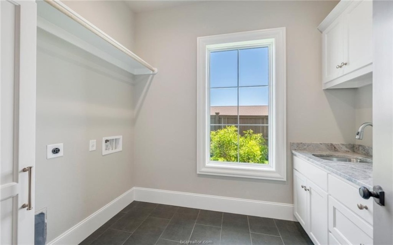 4724 Concordia Drive, Bryan, TX 77802, 4 Bedrooms Bedrooms, ,5 BathroomsBathrooms,Residential,For Sale,4724 Concordia Drive,25003692