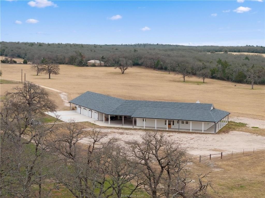 2300 Farm To Market 2095 Farm to Market Road, Cameron, TX 76520, 4 Bedrooms Bedrooms, ,3 BathroomsBathrooms,Residential,For Sale,2300 Farm To Market 2095 Farm to Market Road,25003833
