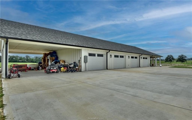 2300 Farm To Market 2095 Farm to Market Road, Cameron, TX 76520, 4 Bedrooms Bedrooms, ,3 BathroomsBathrooms,Residential,For Sale,2300 Farm To Market 2095 Farm to Market Road,25003833