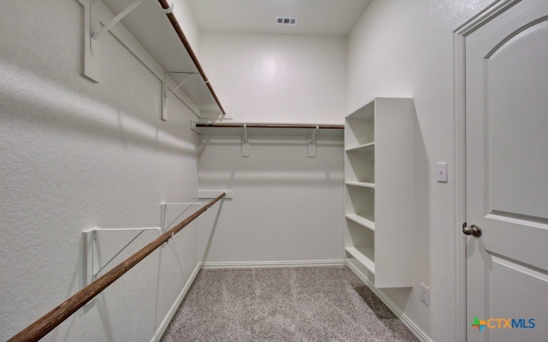 771 Navarro Street, New Braunfels, TX 78132, 4 Habitaciones Habitaciones , ,2 BañosBaños,Residential,En Venta,771 Navarro Street,582936