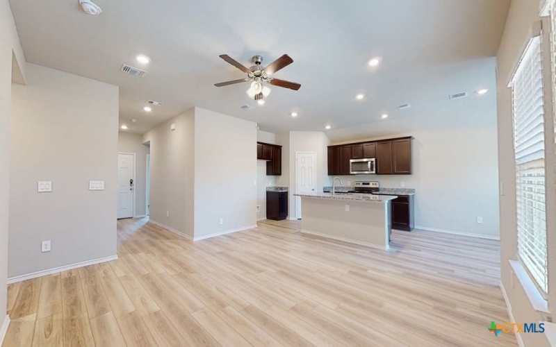1119 Sarah Drive, Belton, TX 76513, 3 Habitaciones Habitaciones , ,2 BañosBaños,Residential,En Venta,1119 Sarah Drive,583052