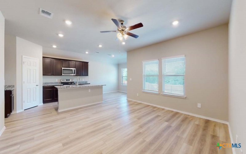 1119 Sarah Drive, Belton, TX 76513, 3 Habitaciones Habitaciones , ,2 BañosBaños,Residential,En Venta,1119 Sarah Drive,583052