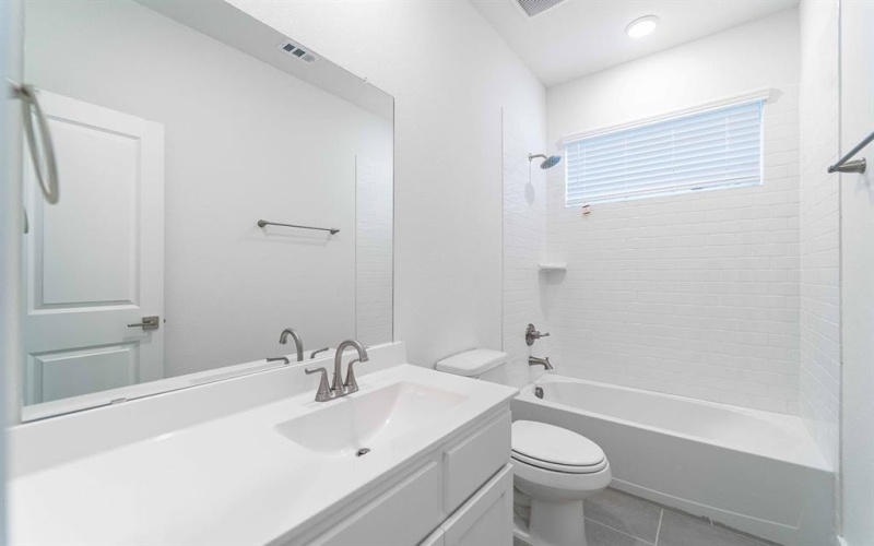 6517 Millie Way, McKinney, TX 75070, 3 Bedrooms Bedrooms, ,3 BathroomsBathrooms,Residential,For Sale,6517 Millie Way,20586352