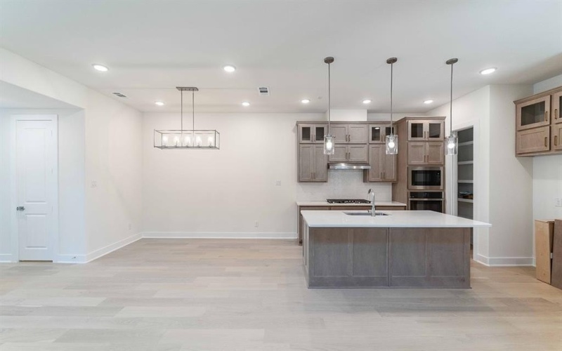6517 Millie Way, McKinney, TX 75070, 3 Bedrooms Bedrooms, ,3 BathroomsBathrooms,Residential,For Sale,6517 Millie Way,20586352