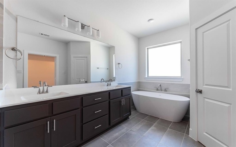 6513 Millie Way, McKinney, TX 75070, 3 Bedrooms Bedrooms, ,3 BathroomsBathrooms,Residential,For Sale,6513 Millie Way,20623088