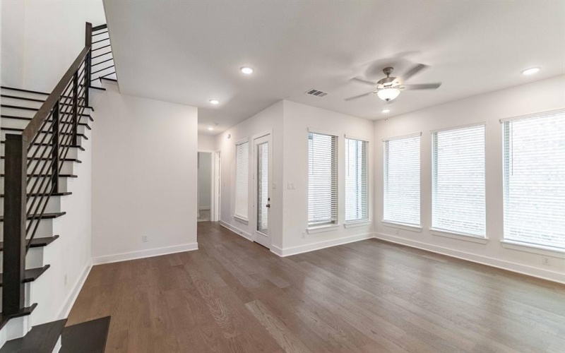 6513 Millie Way, McKinney, TX 75070, 3 Bedrooms Bedrooms, ,3 BathroomsBathrooms,Residential,For Sale,6513 Millie Way,20623088