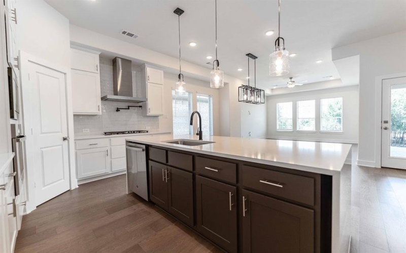 6513 Millie Way, McKinney, TX 75070, 3 Bedrooms Bedrooms, ,3 BathroomsBathrooms,Residential,For Sale,6513 Millie Way,20623088