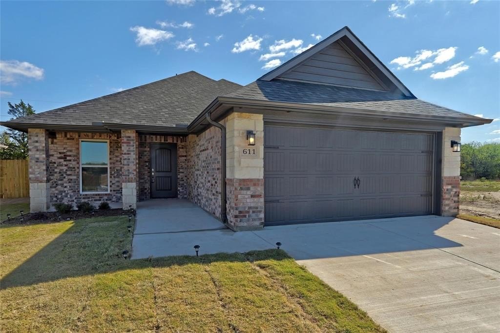 611 Nolan Drive, Sherman, TX 75092, 3 Bedrooms Bedrooms, ,2 BathroomsBathrooms,Residential Lease,For Rent,611 Nolan Drive,20946595
