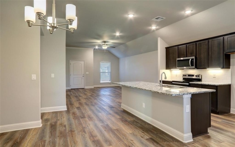 611 Nolan Drive, Sherman, TX 75092, 3 Bedrooms Bedrooms, ,2 BathroomsBathrooms,Residential Lease,For Rent,611 Nolan Drive,20946595