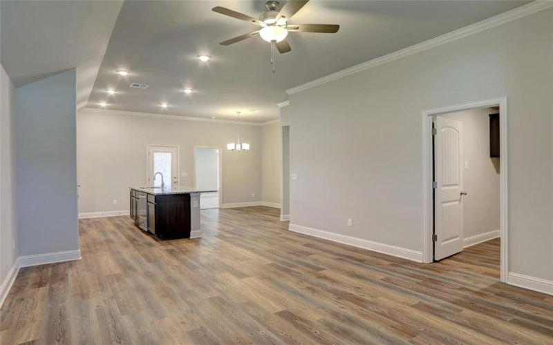 611 Nolan Drive, Sherman, TX 75092, 3 Bedrooms Bedrooms, ,2 BathroomsBathrooms,Residential Lease,For Rent,611 Nolan Drive,20946595