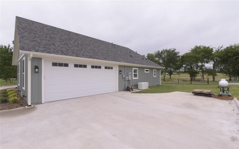 507 Wortham Road, Whitewright, TX 75491, 3 Bedrooms Bedrooms, ,2 BathroomsBathrooms,Residential,For Sale,507 Wortham Road,20954725